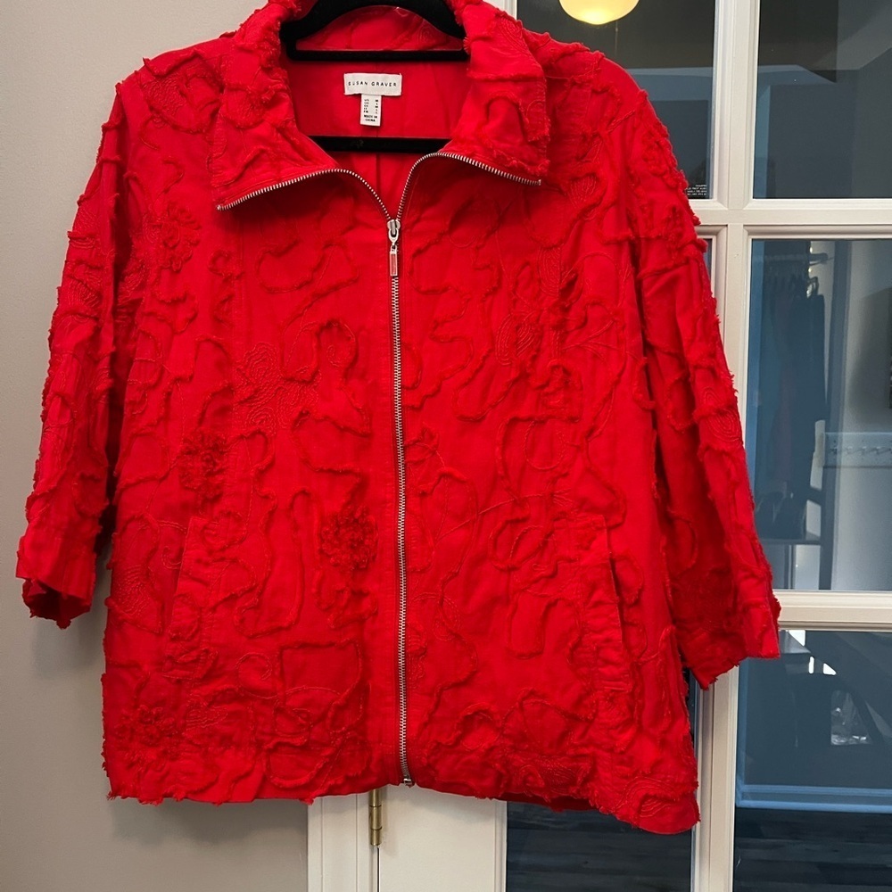 Beautiful Susan Graver 3/4 sleeve zip up red embroidered Jacket M EUC